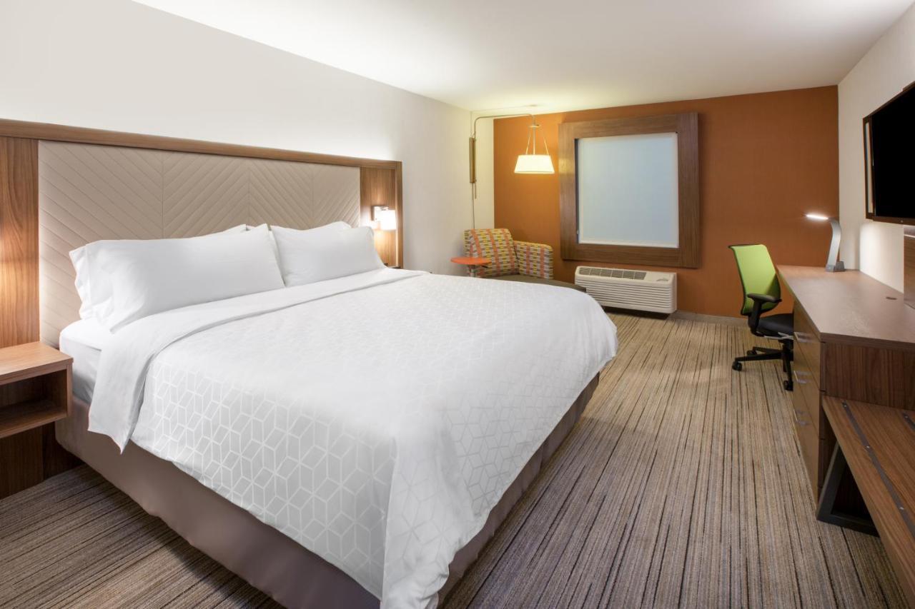 Holiday Inn Express & Suites - Aurora By Ihg Ngoại thất bức ảnh